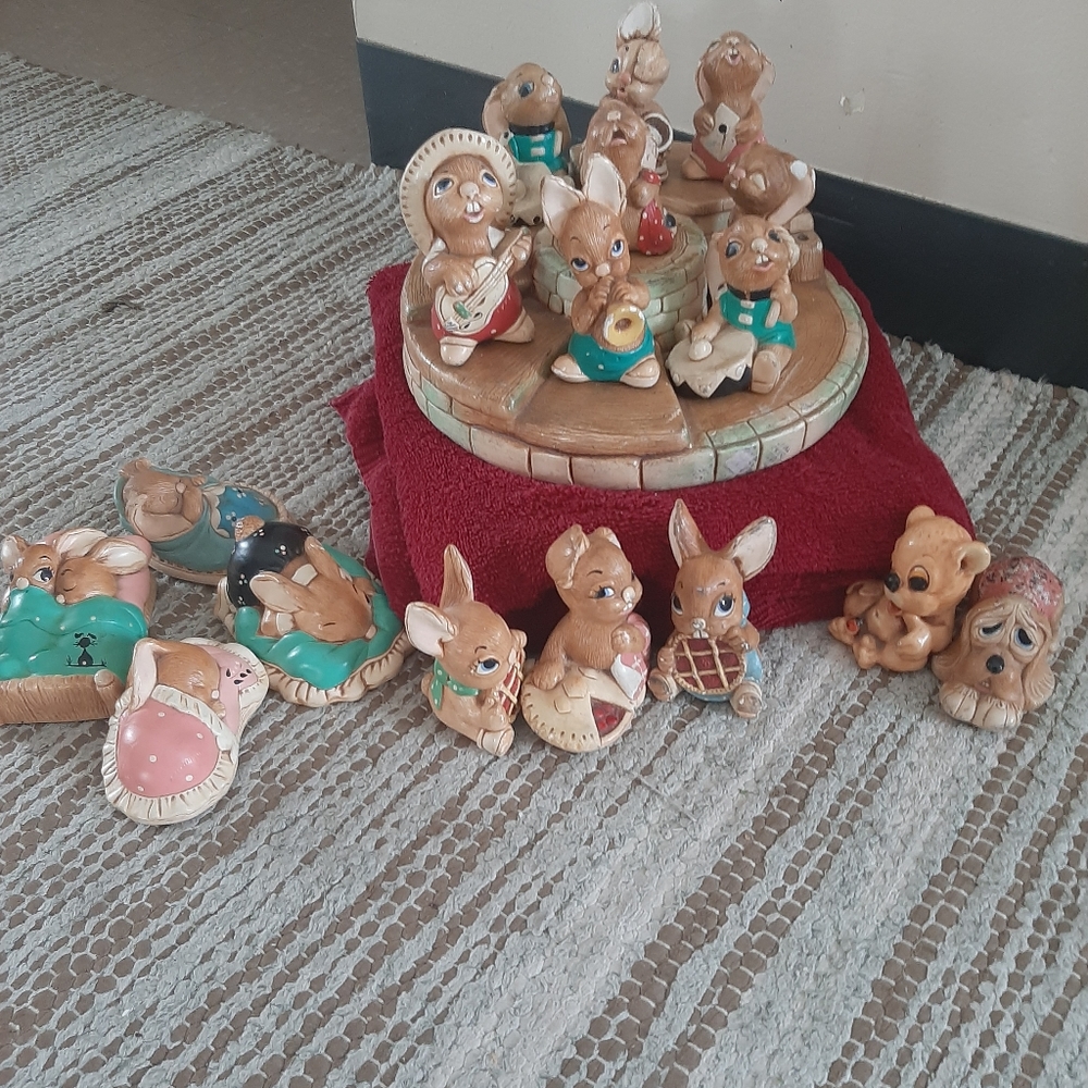 PENDELFIN VINTAGE RABBITS